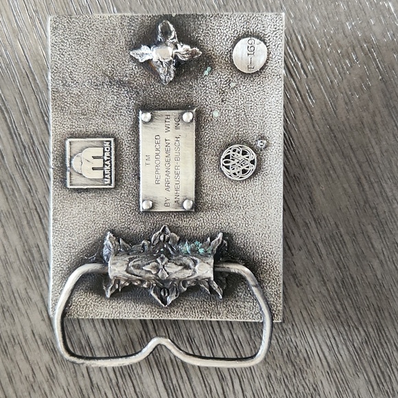 Vintage Budweiser Belt Buckle - Picture 2 of 3